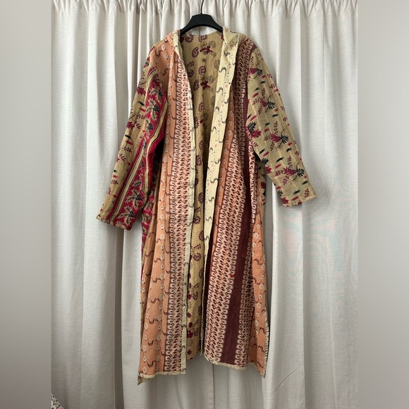 Kantha Bae Rising Sun Coat - Picture 7 of 13